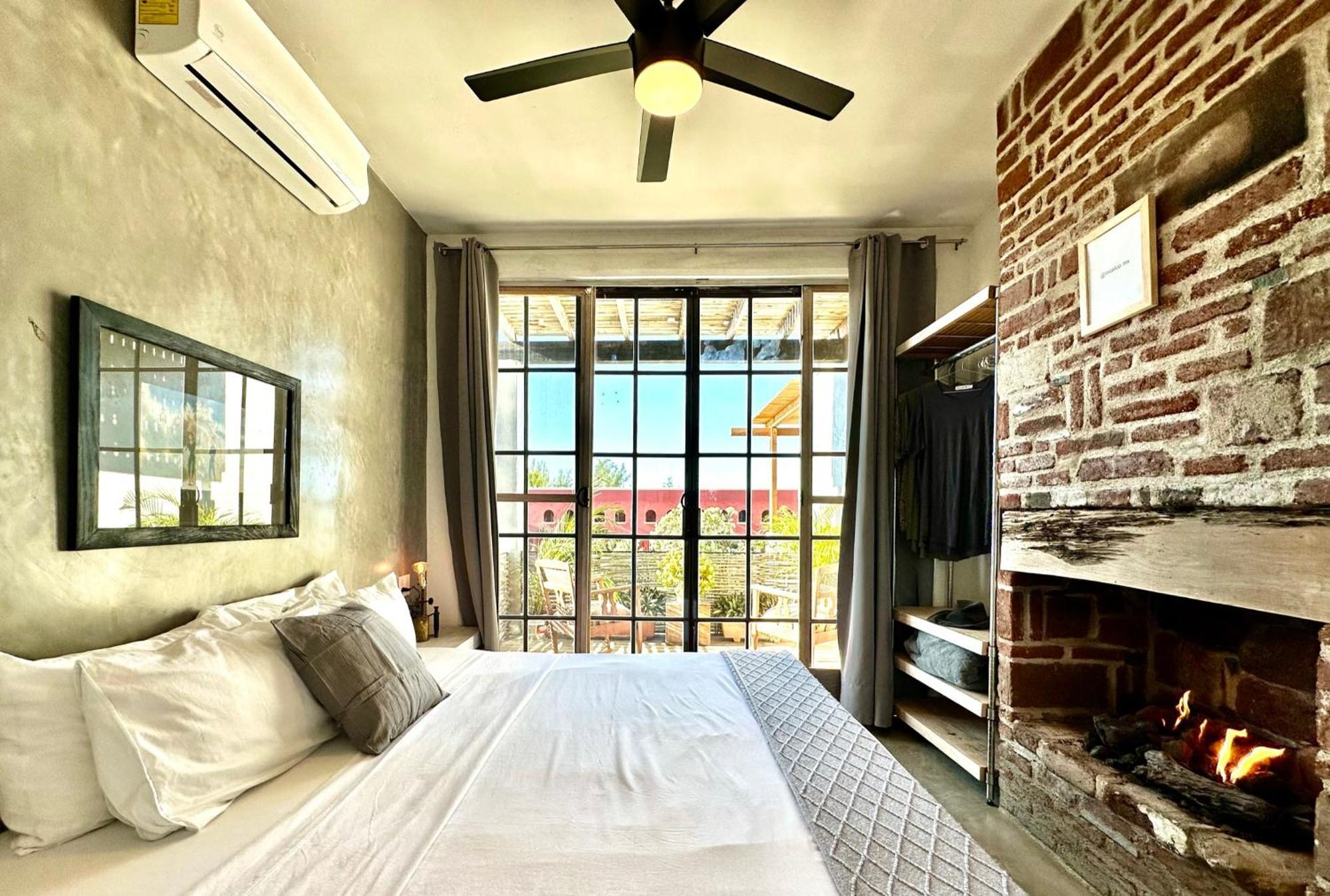 Baja House Hotel Тодос Сантос Екстериор снимка